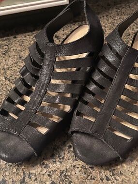 Marabella Loris Black Caged Slingback Sandal Size 10